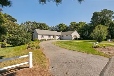 109 Greenland Circle