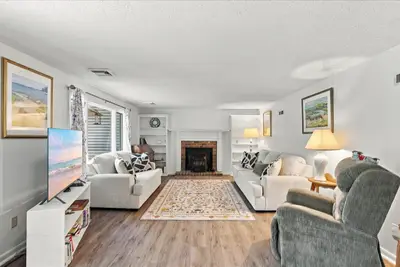 14 Woodrise Road, Unit 14, Falmouth MA — view 3