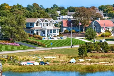 12 Pond Street, Chatham MA — view 3
