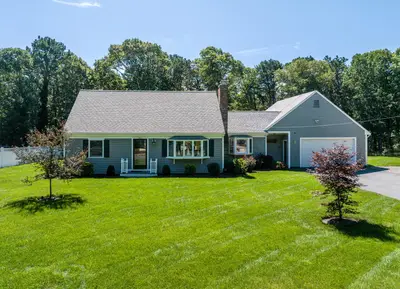 11 Captain Prestons Road