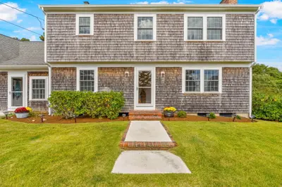 20 Stoughton Lane, Chatham MA — view 4