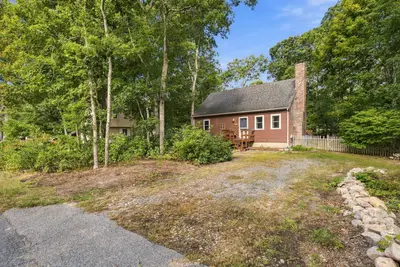 35 Pinecrest Beach Drive, Falmouth MA — view 2