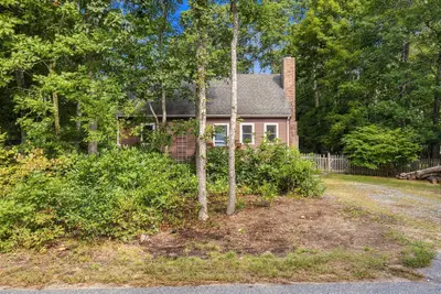 35 Pinecrest Beach Drive, Falmouth MA — view 3