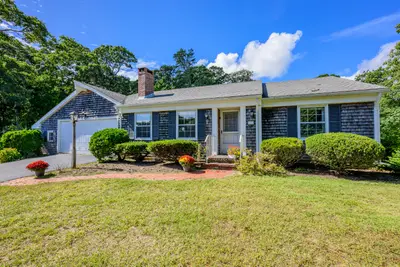 800 Riverview Drive, Chatham MA