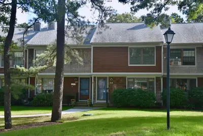 195 Falmouth Road, Unit Apt 15d, Mashpee MA — view 4