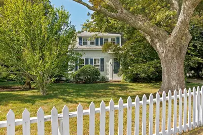25 Craigville Beach Road