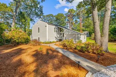 13 Sand Dollar Lane, Mashpee MA — view 5