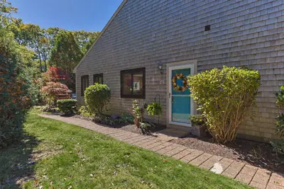 65 Roundhouse Road, Unit 65