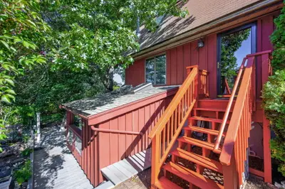 25 Snows Lane, Provincetown MA — view 5