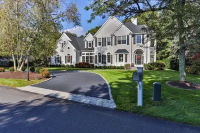 13 N Glen Drive, Unit 13, Mashpee MA — view 3