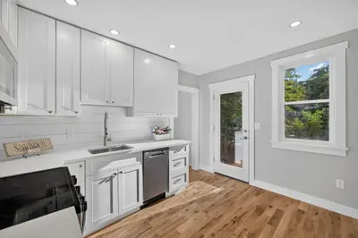 86 Main Street, Sandwich MA — view 5