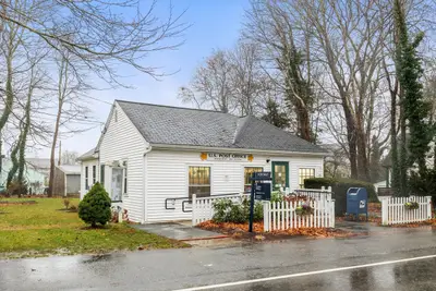 36 Carriage Shop Road, Falmouth MA