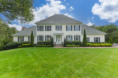 29 Weatherdeck Drive, Bourne MA — view 2