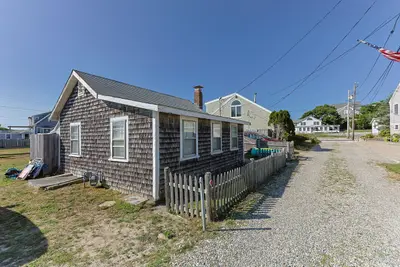 4 Spadoni Road, Dennis MA — view 3