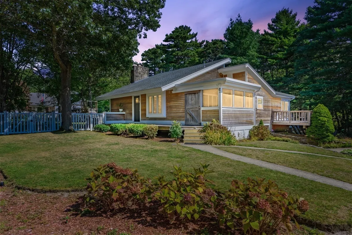 6 Cedar Street, Barnstable MA — view 4