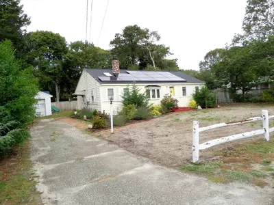 22 Powhatan Road, Yarmouth MA — view 2