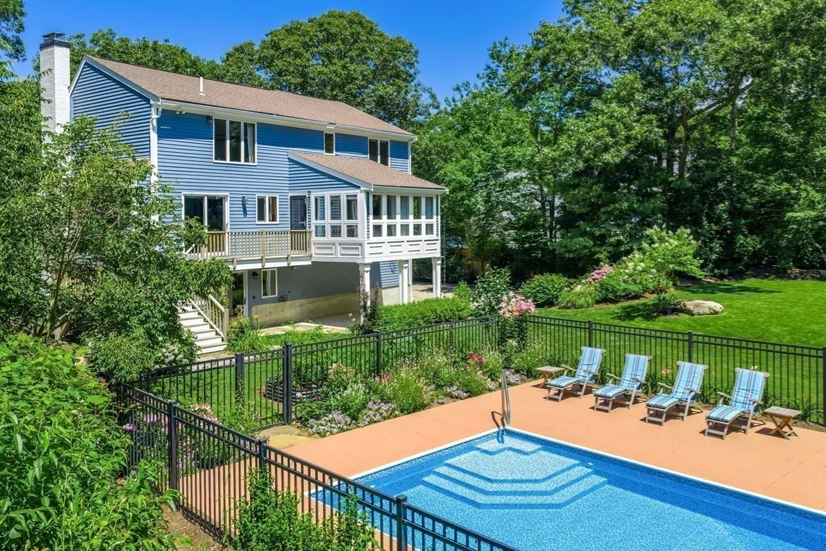 121 Streeter Hill Road