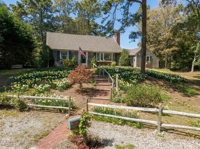 111 Merchant Avenue, Yarmouth MA — view 2