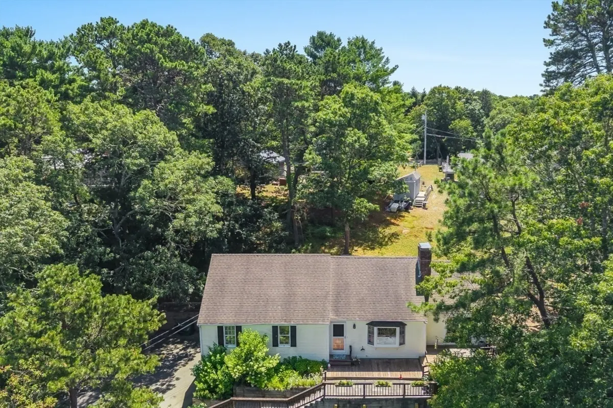 20 Mutiny Way, Mashpee MA — view 3