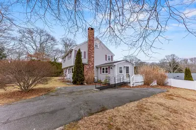 8 Driftwood Lane