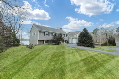 7 Loon Lane, Yarmouth MA — view 4