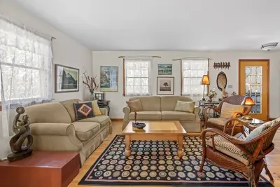 54 Columbian, Tisbury MA — view 2