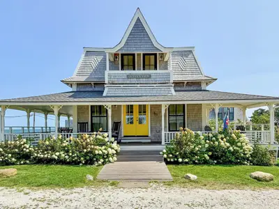 4 Canonicus Avenue, Tisbury MA — view 3