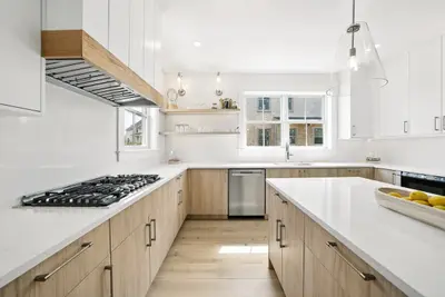 4 Goldenrod Court, Nantucket MA — view 2