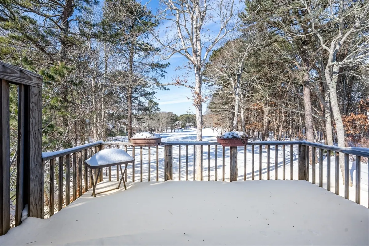 8 Oak Glen, Yarmouth MA — view 2