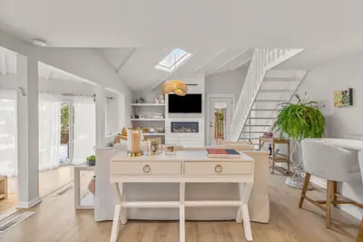 16 Bosun's Lane, Mashpee MA — view 2