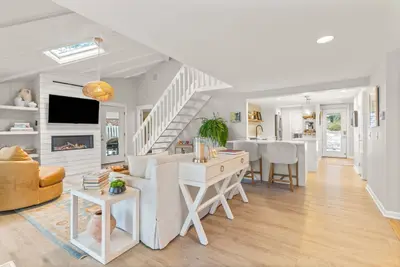 16 Bosun's Lane, Mashpee MA — view 3