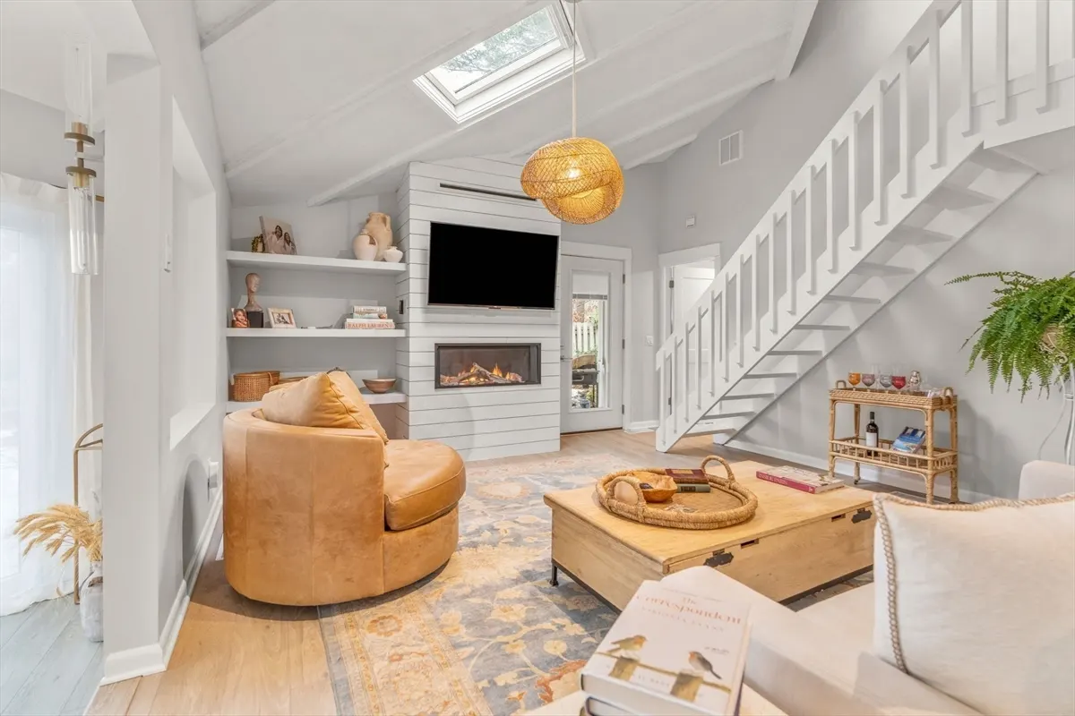 16 Bosun's Lane, Mashpee MA — view 4