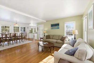 32 Niagara, Yarmouth MA — view 3