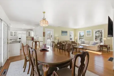 32 Niagara, Yarmouth MA — view 4