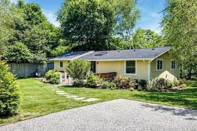 3 Kims Way, Tisbury MA — view 2