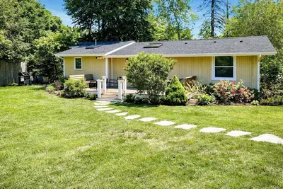 3 Kims Way, Tisbury MA — view 3