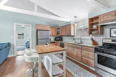 3 Kims Way, Tisbury MA — view 4
