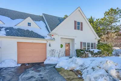 22 Stratford Rdg, Mashpee MA — view 4
