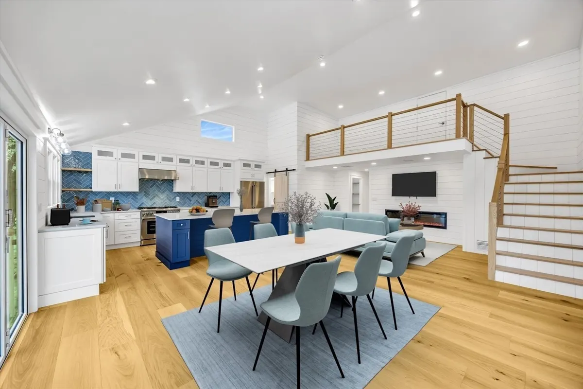 531 Menauhant Road, Falmouth MA — view 2