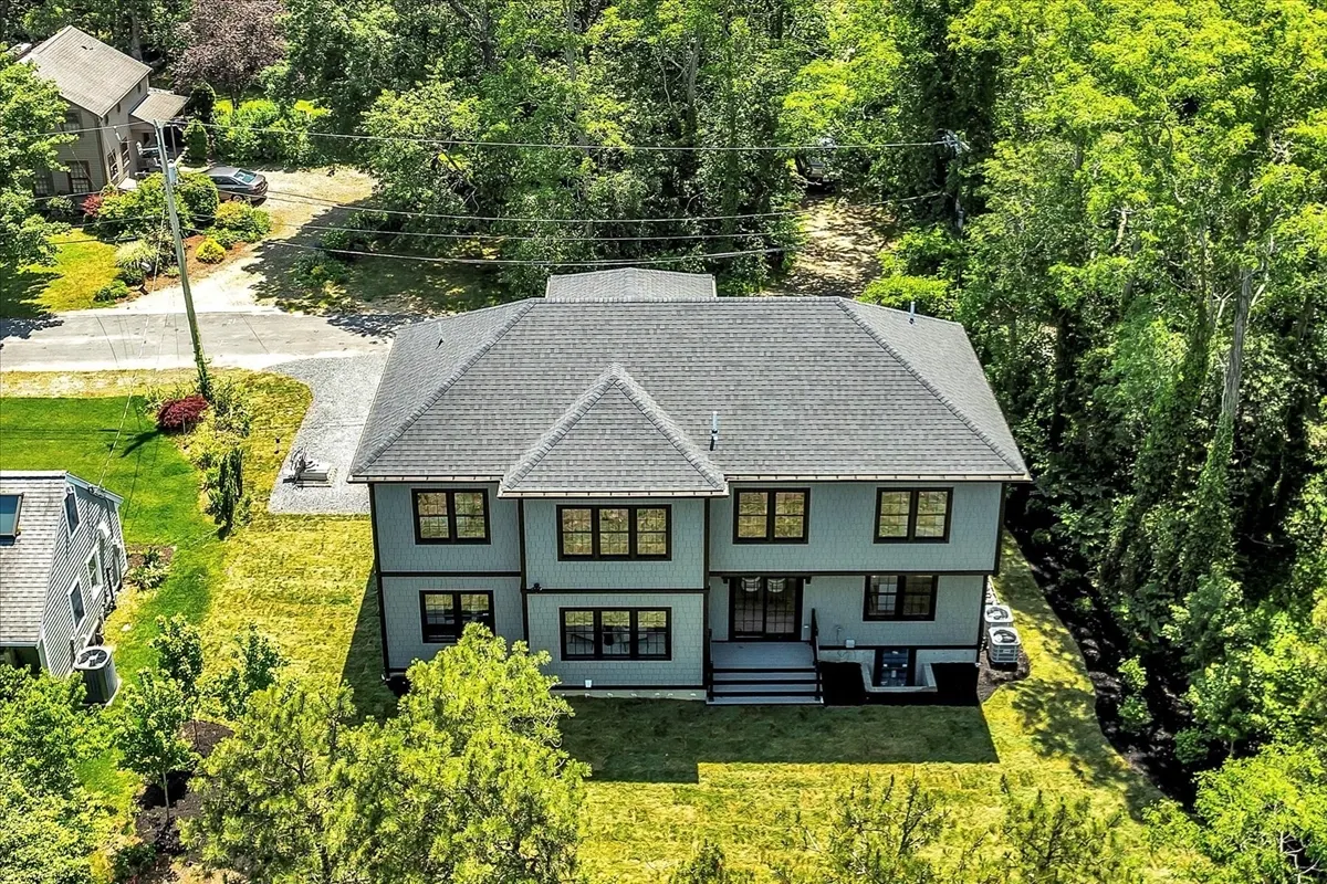 2 Buttercup Lane, Yarmouth MA — view 4