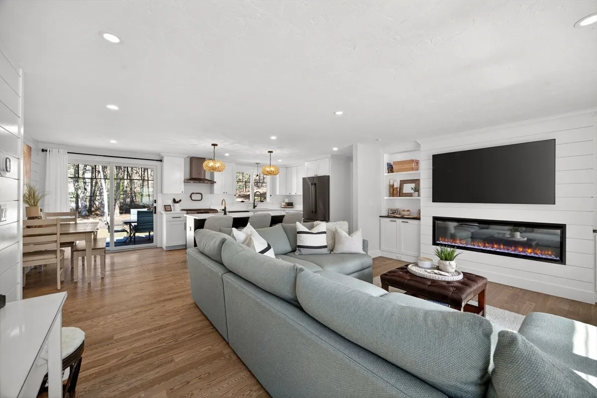 73 Braeburn Court, Falmouth MA — view 3