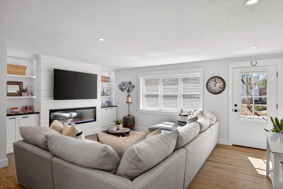 73 Braeburn Court, Falmouth MA — view 4