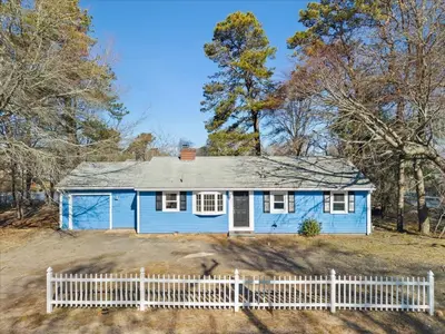 365 Phinneys Lane