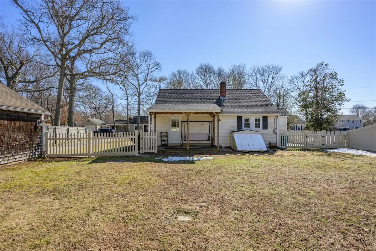 22 Annette Avenue, Falmouth MA — view 4