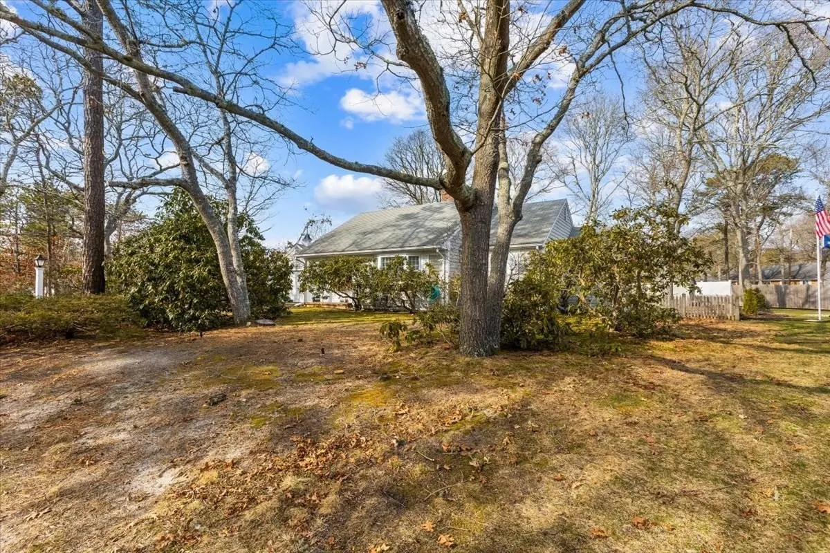 37 Touraine Way, Yarmouth MA — view 3