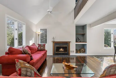 17 Claus Way, Barnstable MA — view 5