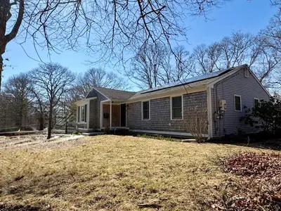 1309 Shootflying Hill Road