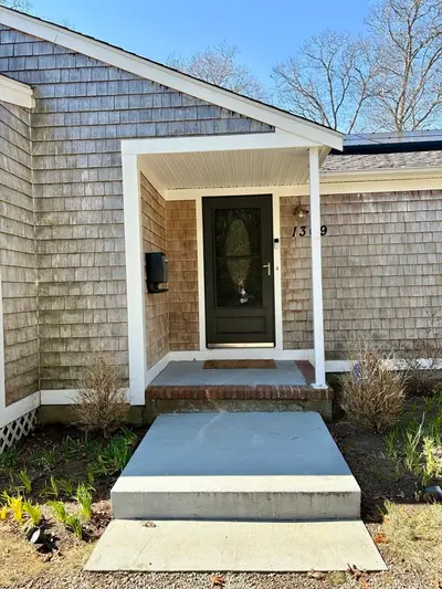 1309 Shootflying Hill Road, Barnstable MA — view 2