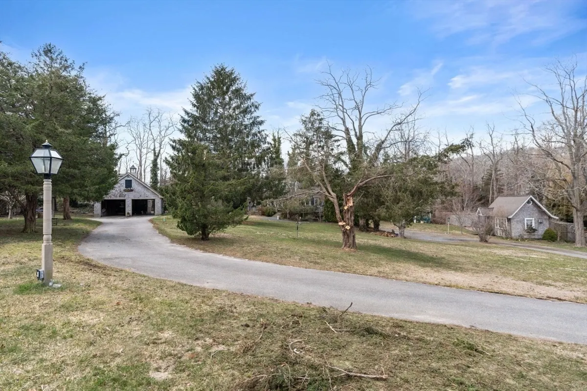 20 Blue Shutters Lane, Falmouth MA — view 3