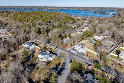 1115 Shootflying Hill Road